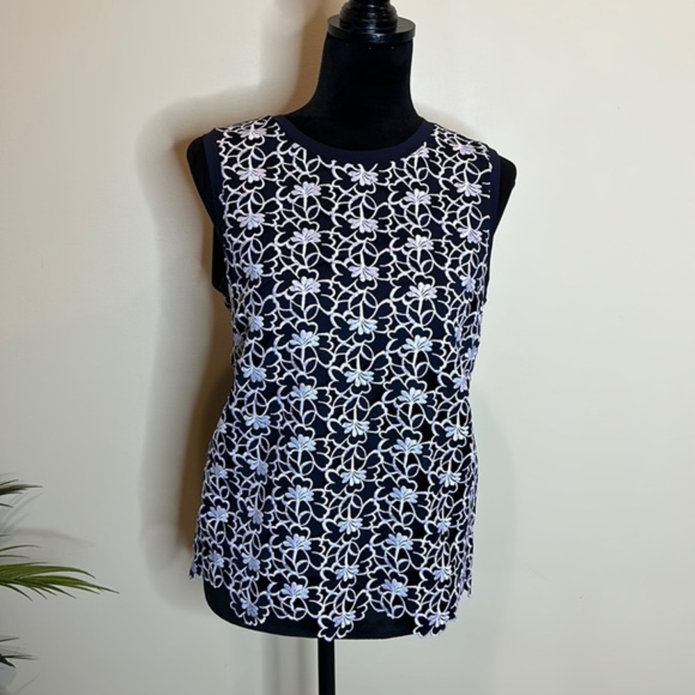 ANN TAYLOR navy and white knit lace top